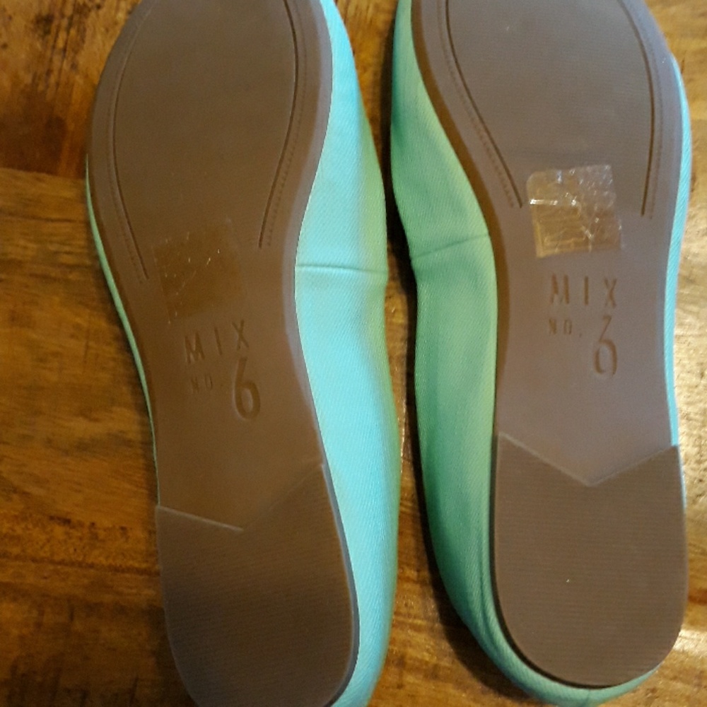 Mix No. 6 flats - Picture 5 of 5